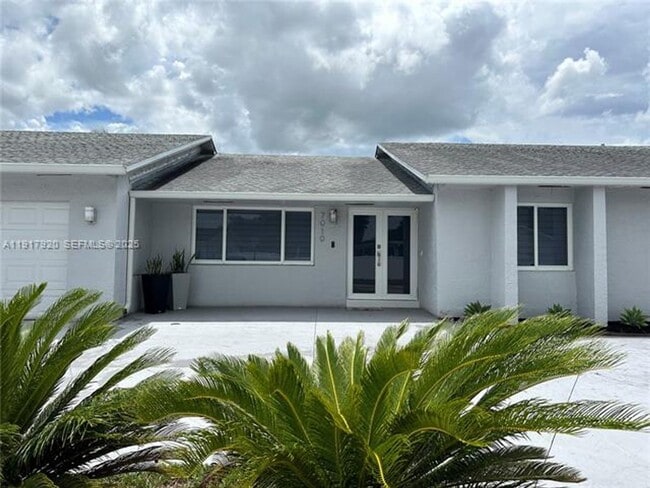 Building Photo - 7010 SW 144th Pl