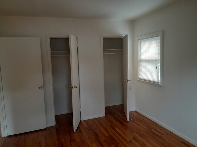 Bedroom 1 - 8001 Langdale St