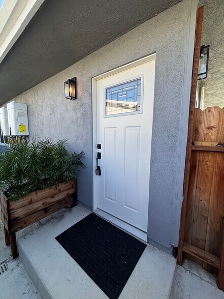 Building Photo - 6038 Maury Ave