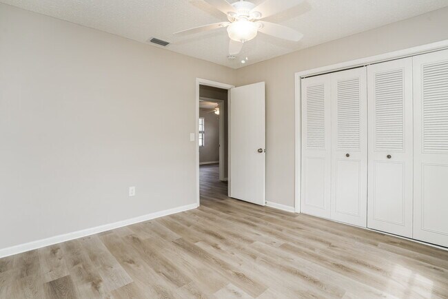 Building Photo - 143 Jenny Way