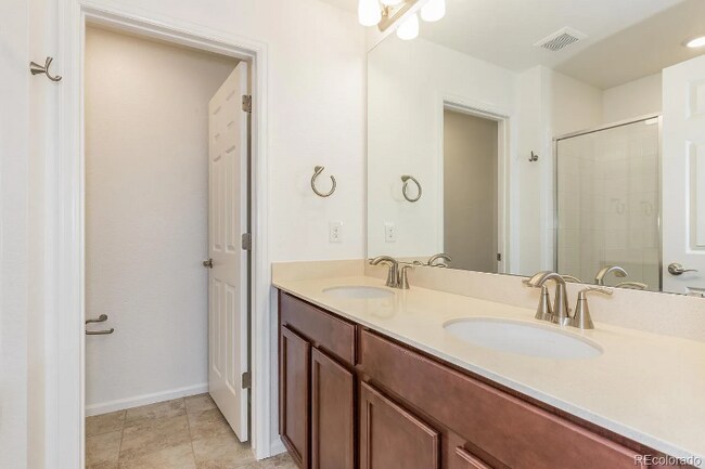 Building Photo - 15642 E Otero Ave