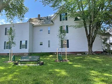 Building Photo - 164 Myrtle Ave