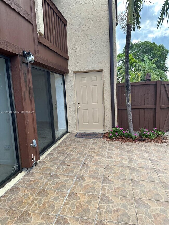 Building Photo - 7133 SW 115th Pl