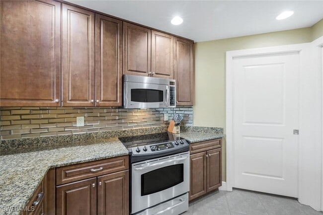 Building Photo - 5793 Cape Harbour Dr