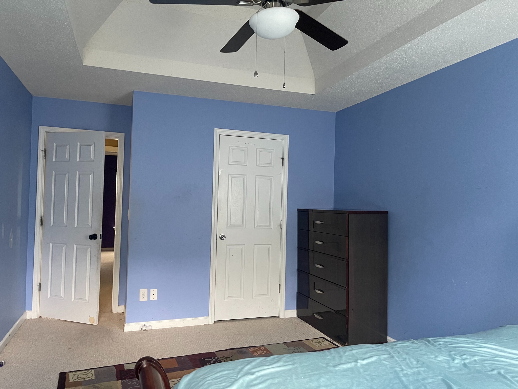 Building Photo - Room in House on Cabana Way