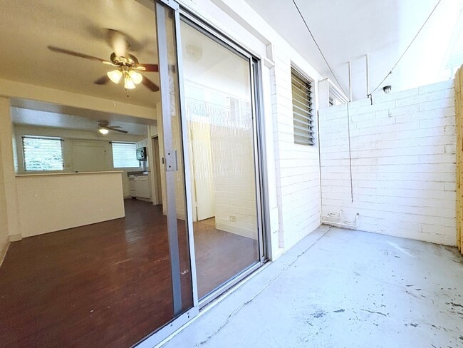 Building Photo - 264 Kaiulani Ave-Unit 10