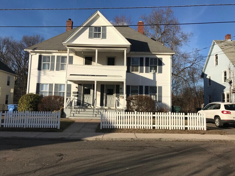 Building Photo - 13 Ridgewood St