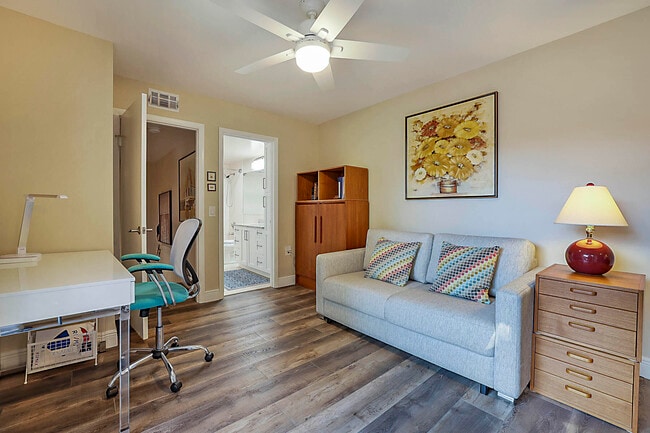 Building Photo - 3071 30th Ct