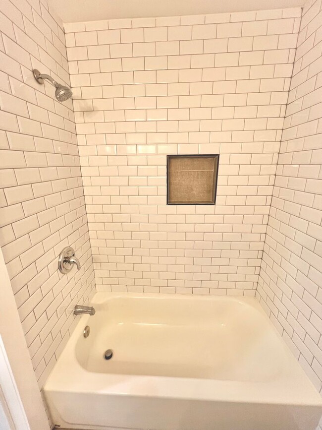 Building Photo - 5867 Poplar Hall Dr