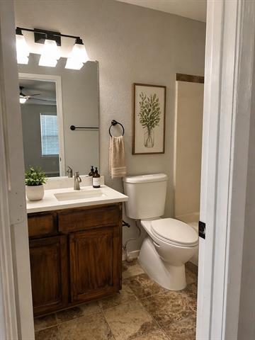 Building Photo - 517 Signal Hill Ct S