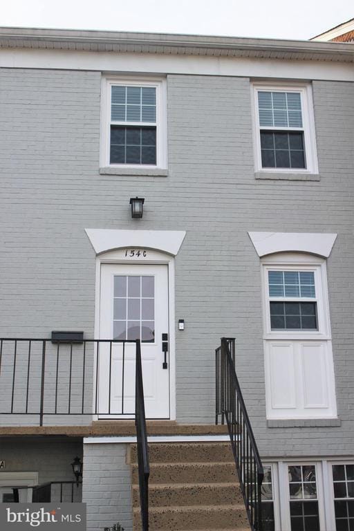 Building Photo - 154 Fairfield Dr