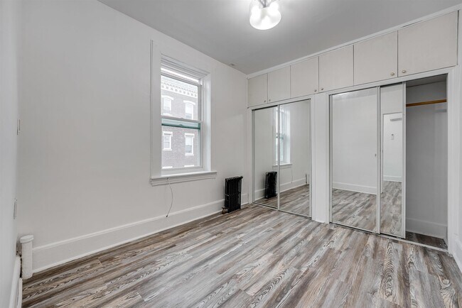 Building Photo - 103 Westover Pl