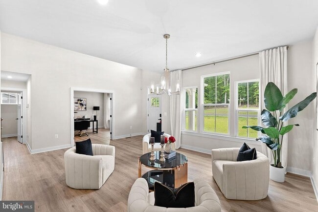 Building Photo - 206 Lake Side Vw Ct