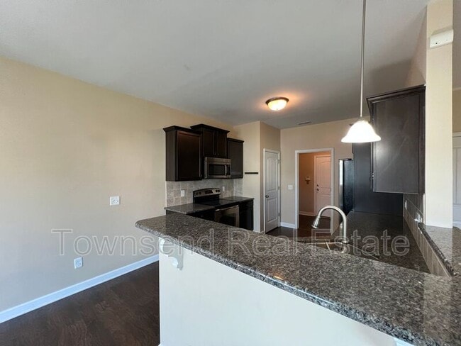 Building Photo - 93 Samuel Nicholas Dr