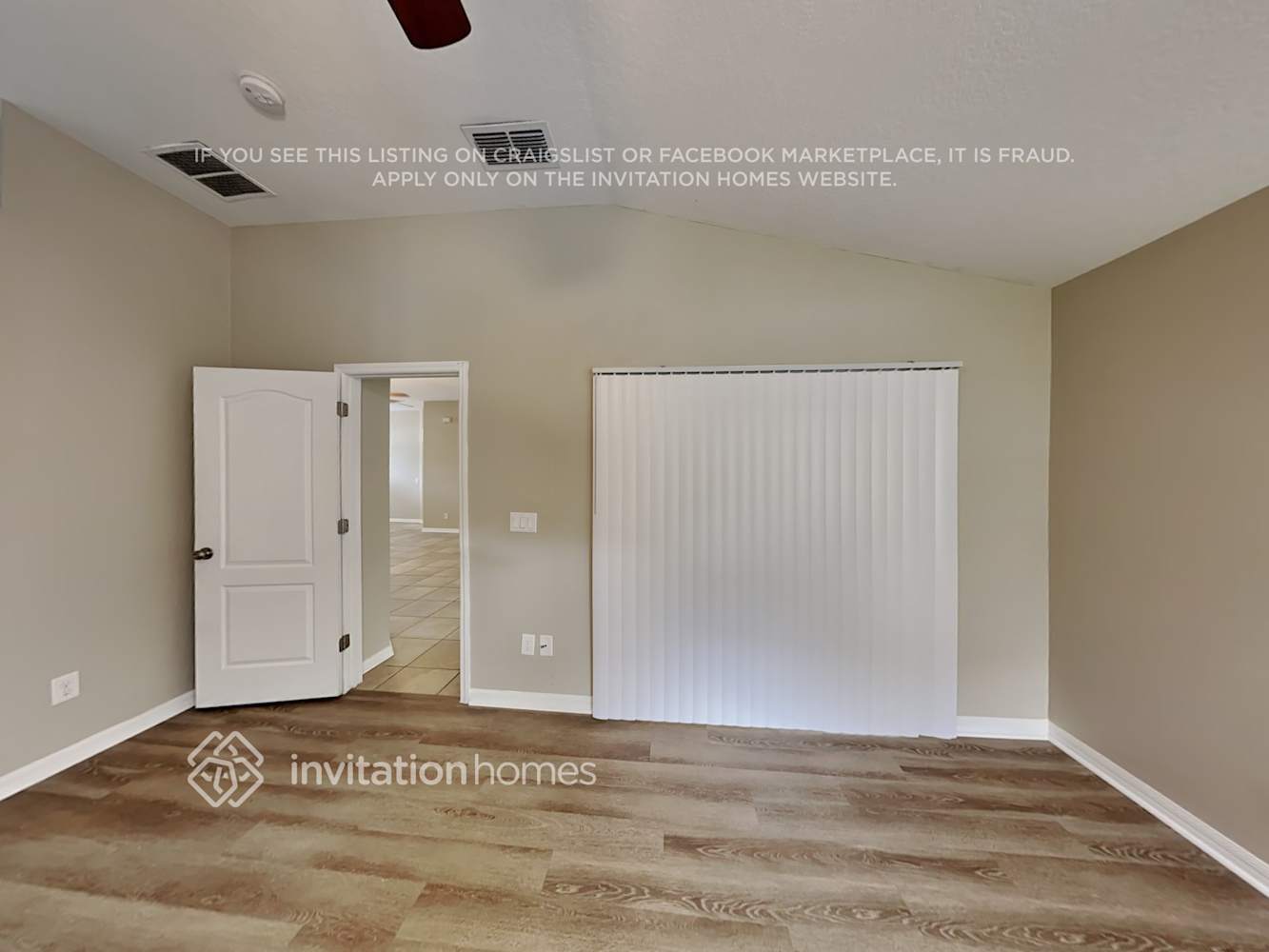 Building Photo - 10502 Smt Lks Ln