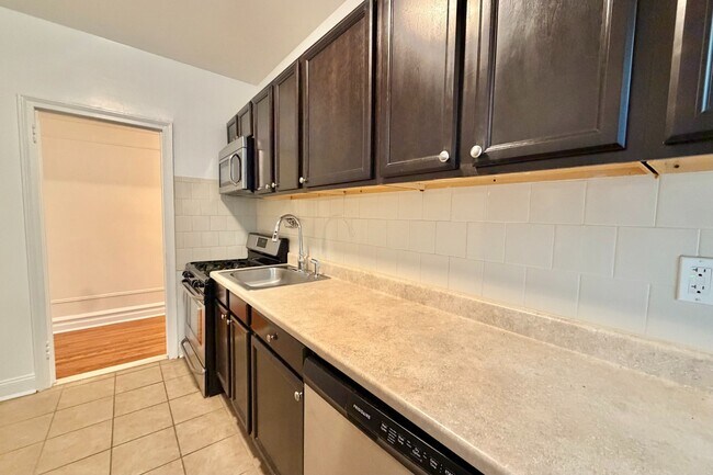 Floorplan - 213 Bennett Avenue