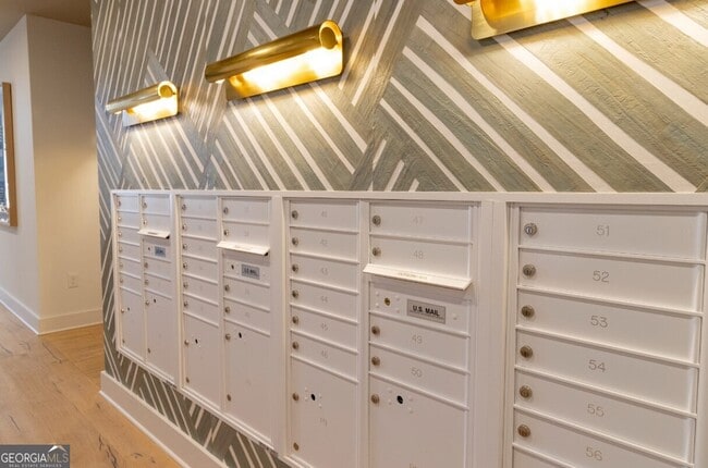 Building Photo - 305 Collins Industrial Way