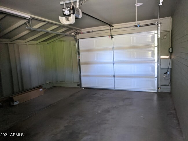 Building Photo - 12645 N Pebble Beach Dr