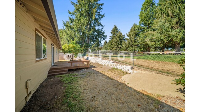 Building Photo - 6417 Congressional Dr SE
