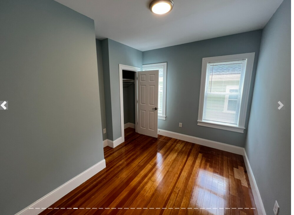 Building Photo - 33 Hancock St