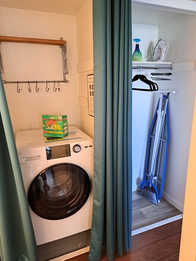 combination washer/dryer and fully equipped laundry station - 1966 Goldsmith Ln