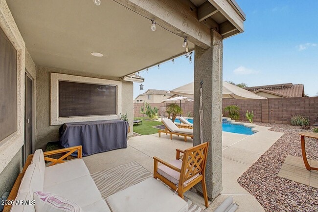 Building Photo - 15465 W Shangri La Rd