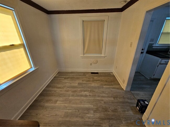Building Photo - 4135 Leake Ave