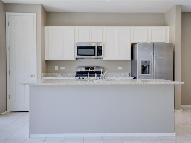 Building Photo - 6568 E Via Arroyo Azul