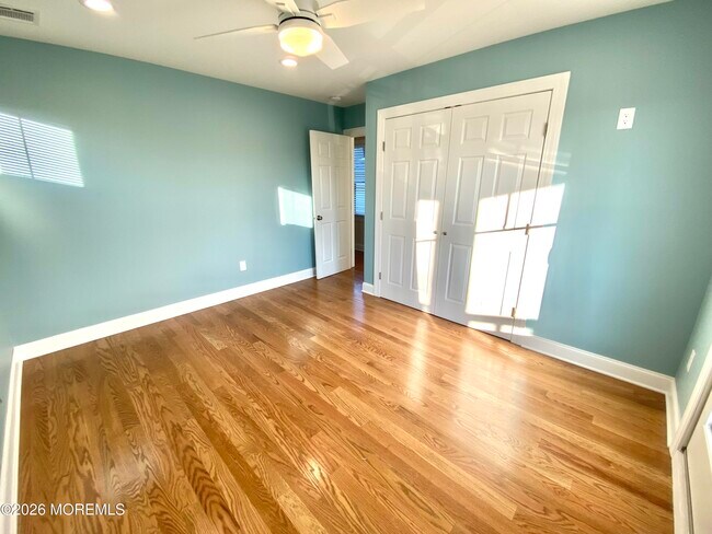 Building Photo - 508 McCabe Ave