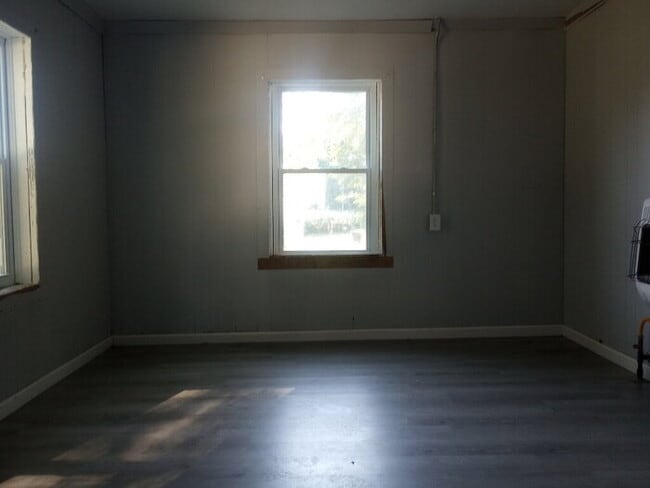 Building Photo - 2-bedroom 1 bathroom home in Jonesville, SC