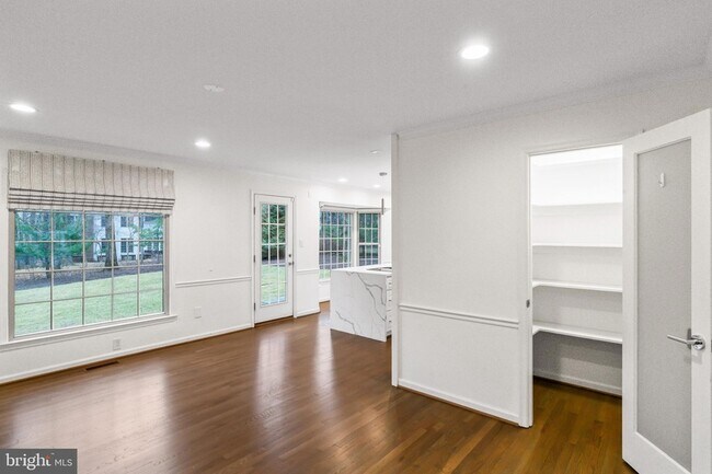 Building Photo - 9312 Sprinklewood Ln