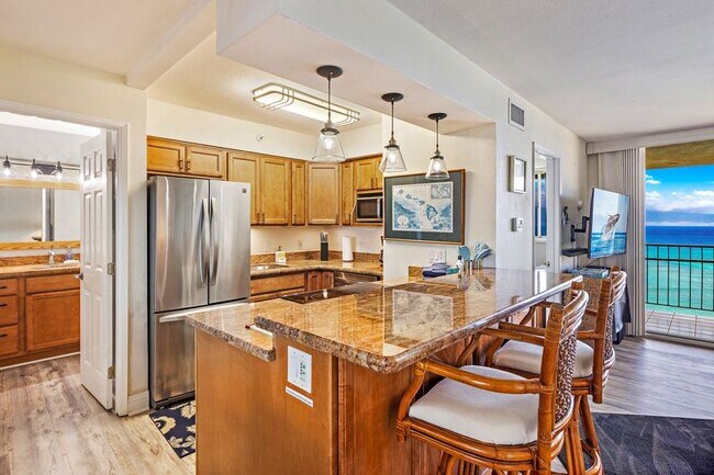 Building Photo - 4365 Lower Honoapiilani Rd