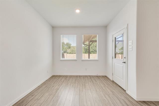 Building Photo - 728 Alden Dr