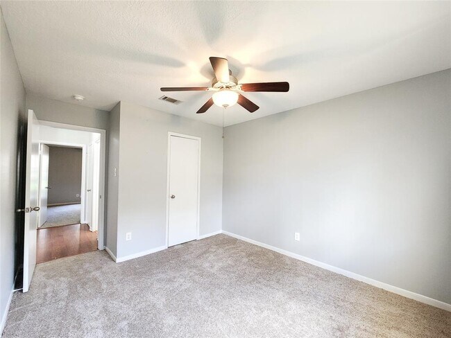 Building Photo - 14614 Cypress Valley Dr