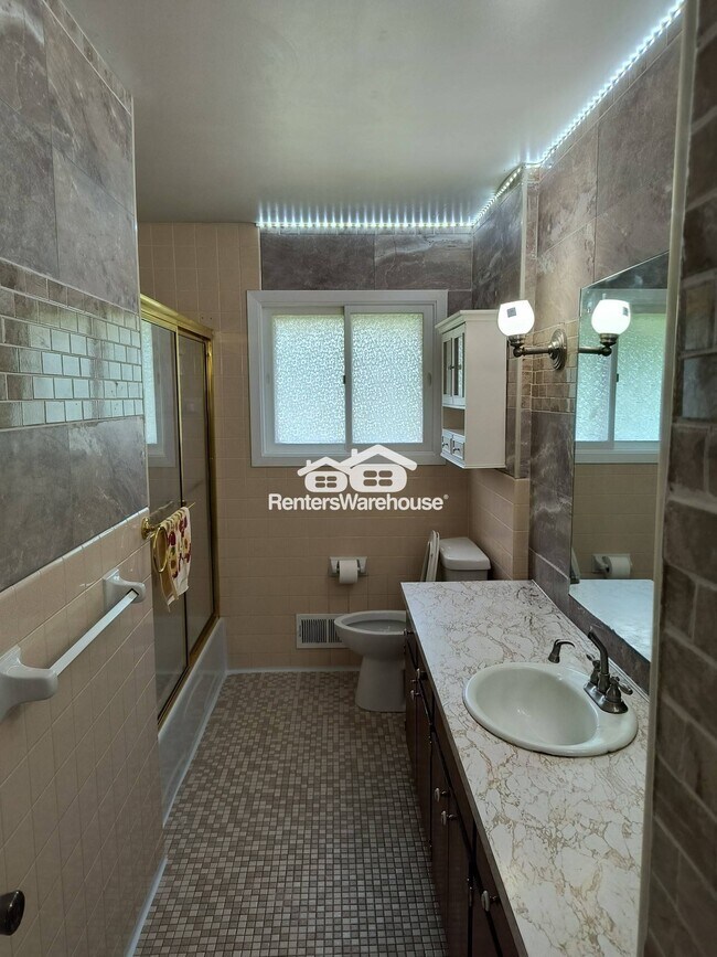 Building Photo - 5112 Millpond Pl