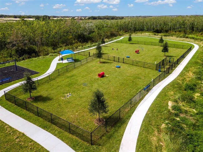 Building Photo - 5580 Maddie Dr