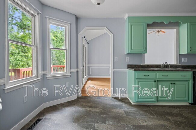 Building Photo - 4718 Mason Dale Dr