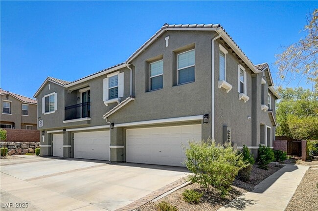 Building Photo - 25 Lone Cove Ct