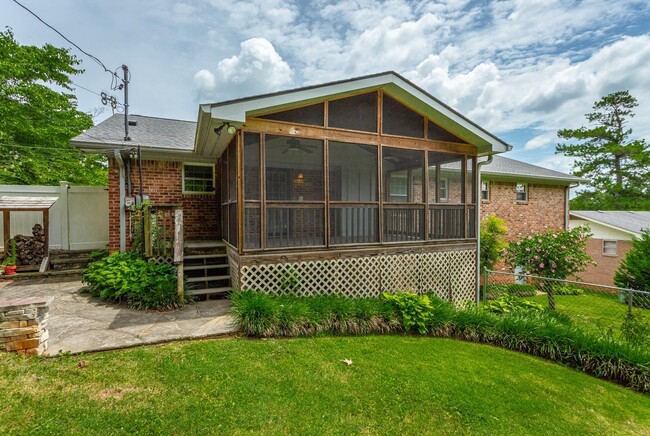 Building Photo - Beautiful East Brainerd Homes