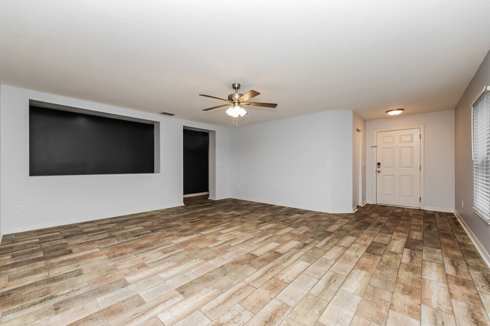 Building Photo - 7406 Bridgeview Dr