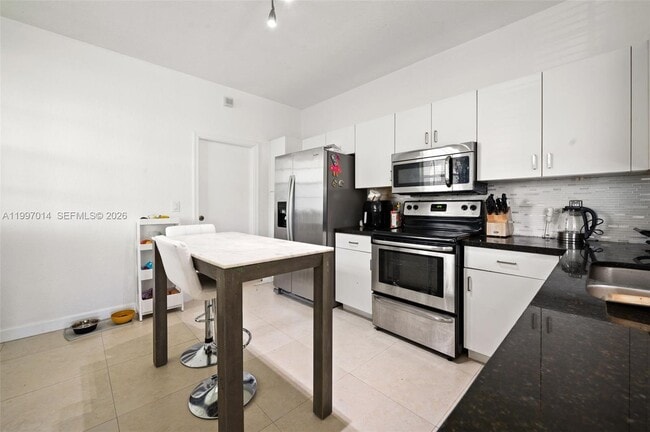 Building Photo - 3676 San Simeon Cir