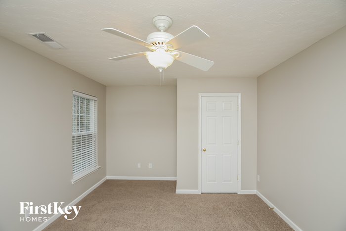 Building Photo - 363 Topaz Dr