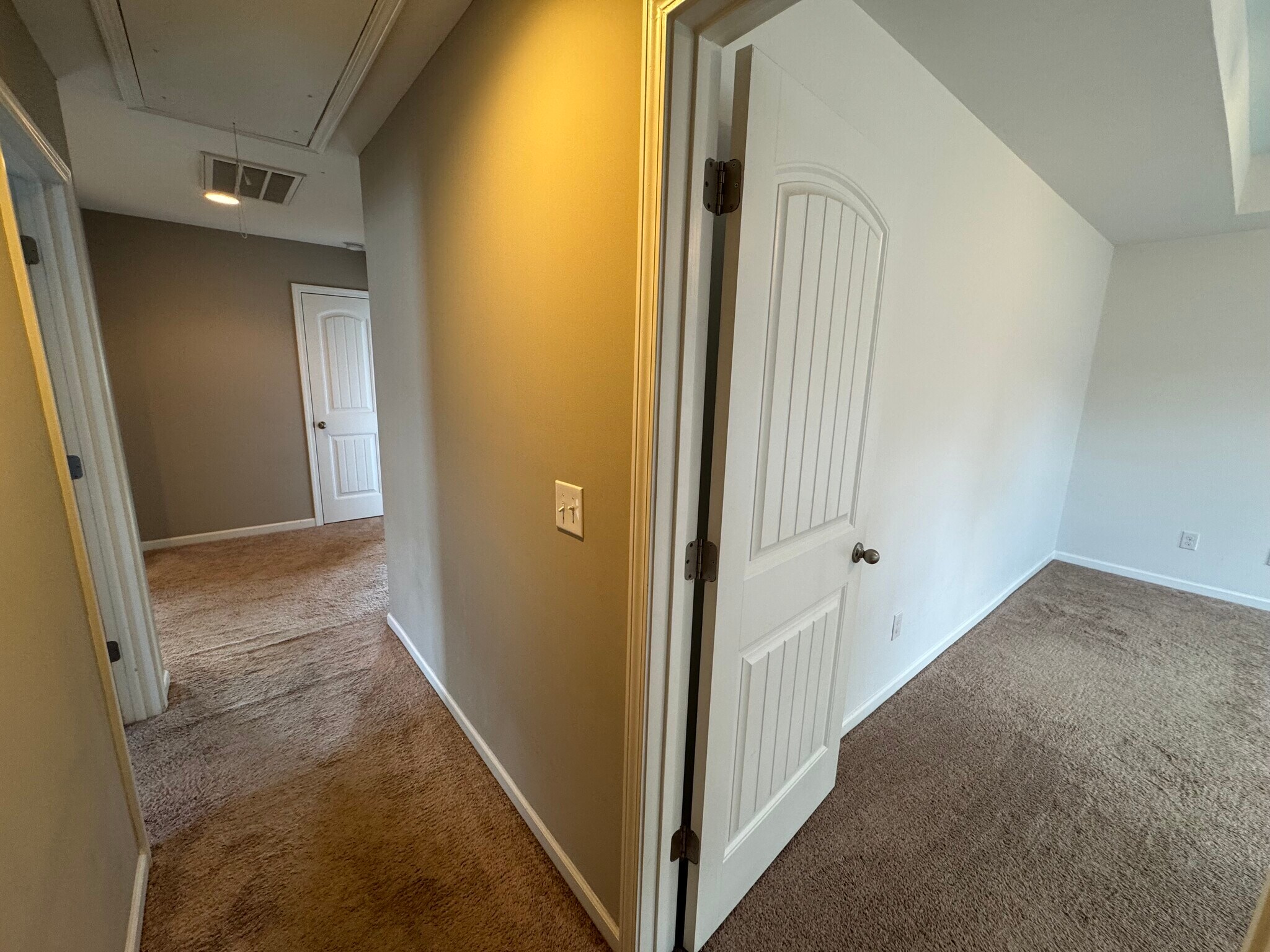 Building Photo - 440 Colony Lakes Dr