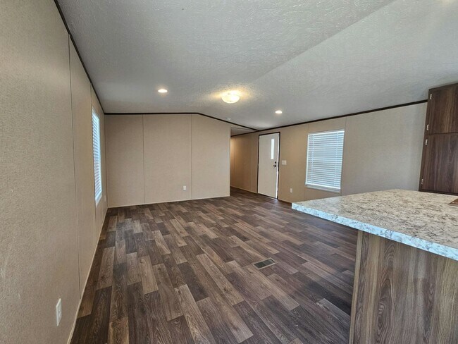 Building Photo - 1078 Myakka Dr