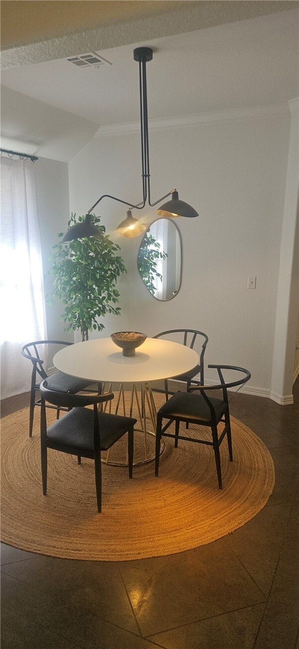 Building Photo - 1290 N Sang Ave