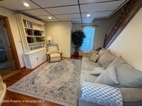 Building Photo - 711 Main St