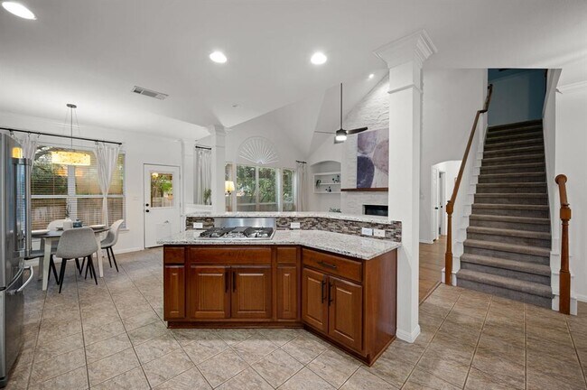 Building Photo - 1606 Buttercup Creek Blvd