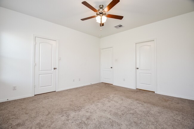 Building Photo - 31326 Black Frst Xing