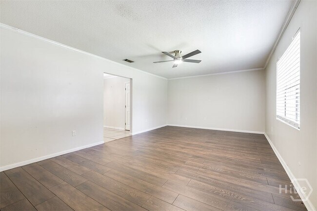 Building Photo - 119 E Whatley St