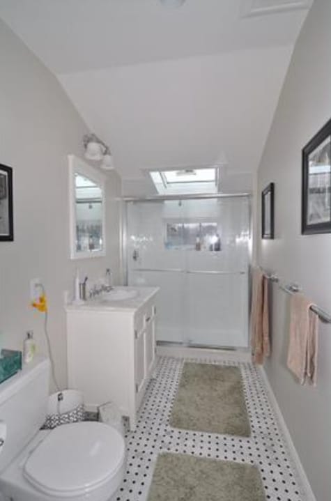 Building Photo - 25-27-27 Crosby Rd